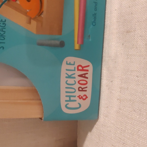 Easel Jr. Magnetic Dry Erase And Chalkboard preschool 70 magnets! New - Picture 5 of 10